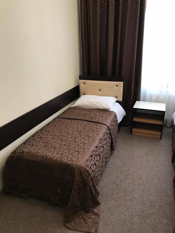 Central Hotel 索罗卡 外观 照片