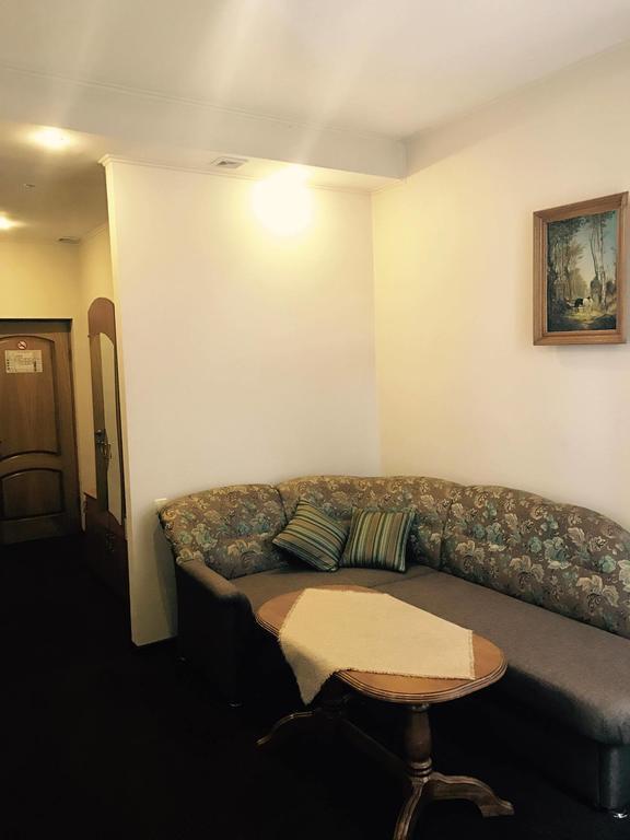 Central Hotel 索罗卡 外观 照片